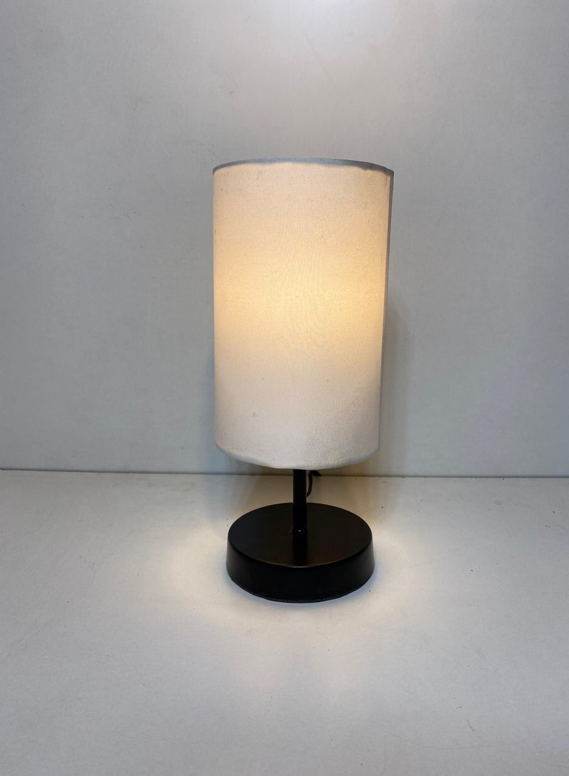 Modern Contrast Lamp